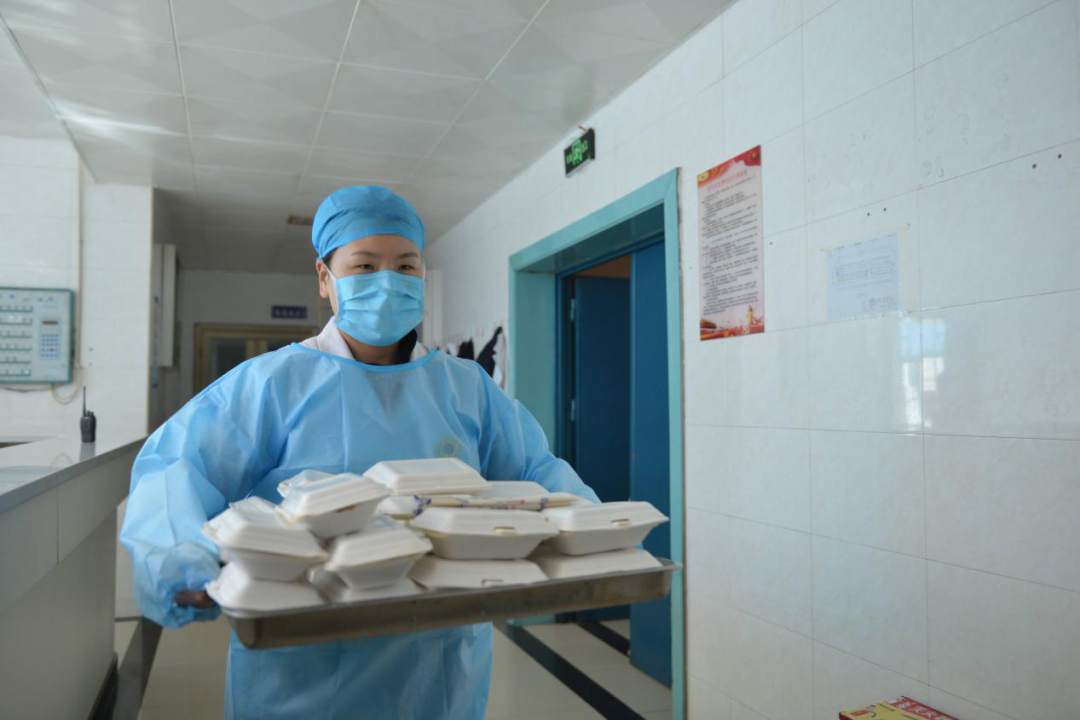 隔离病房 有爱不孤单