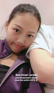 霍英东孙女27岁生日晒与男友合照 姐弟恋好甜蜜