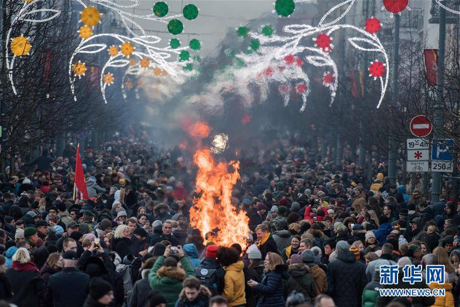 （国际）（5）立陶宛庆祝独立102周年