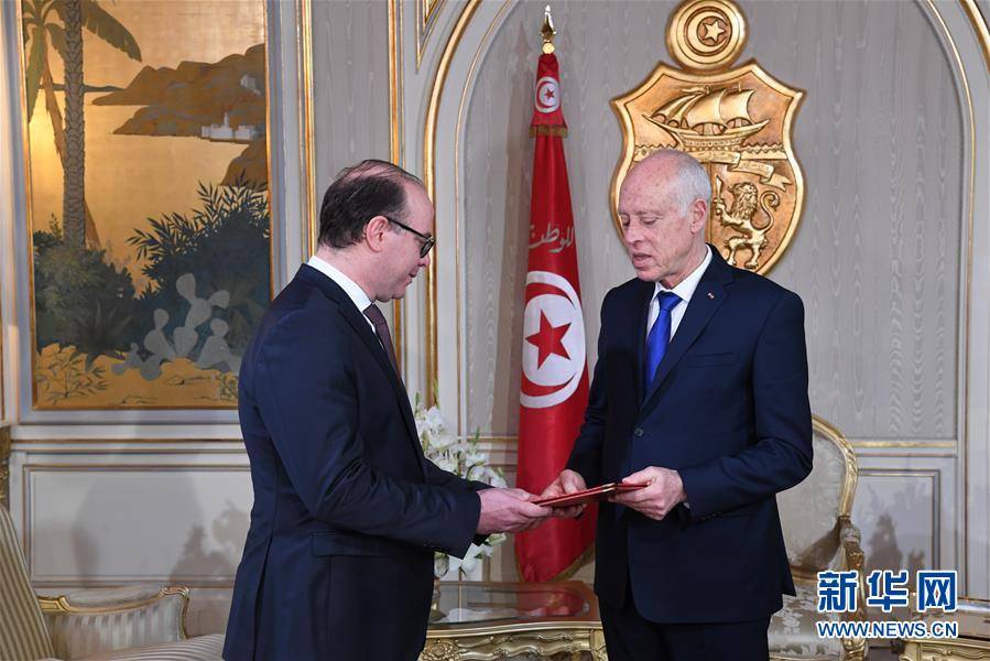 （XHDW）（2）突尼斯候任总理向总统提交组阁名单