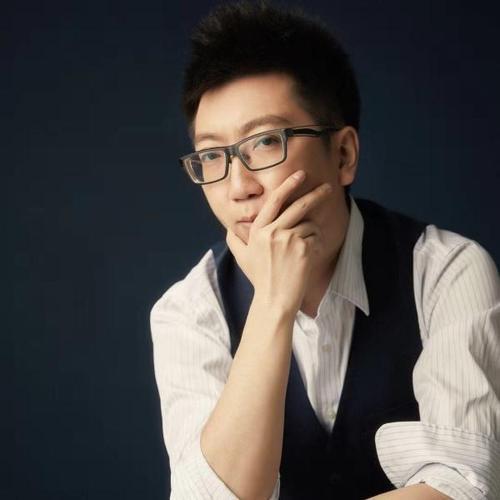 GQ高管被举报性骚扰 曾评论采访女星胸大无脑 