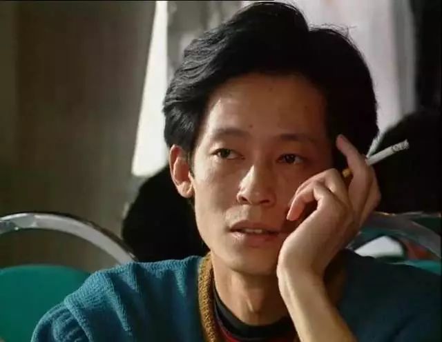 男主角方言(王志文 饰),是90年代初典型的北京小青年:为人耿直,潇洒