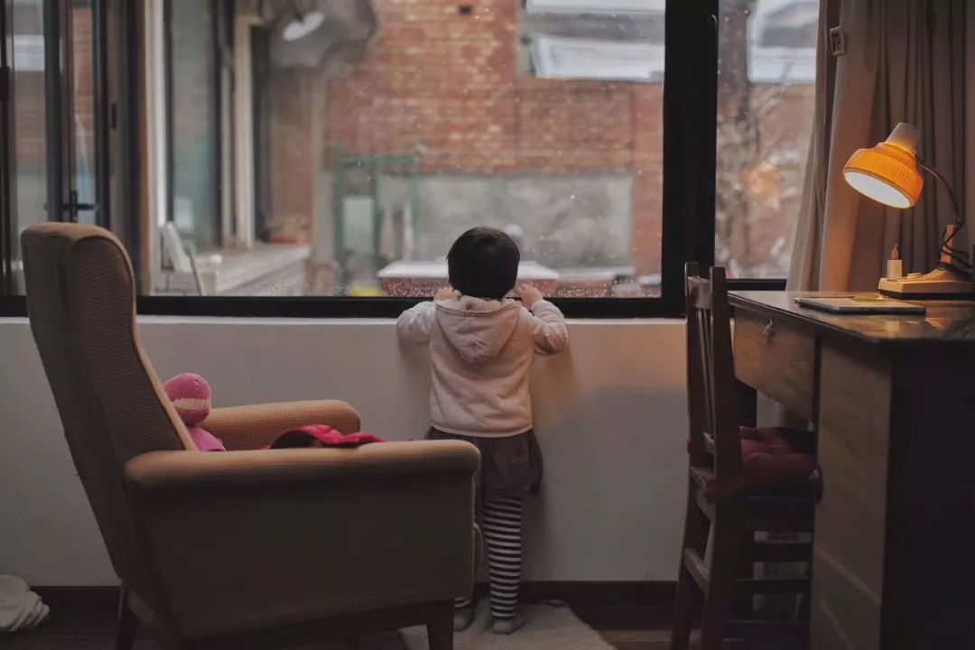 返京隔离生活:邻居"投喂",帮我们撑过了14天