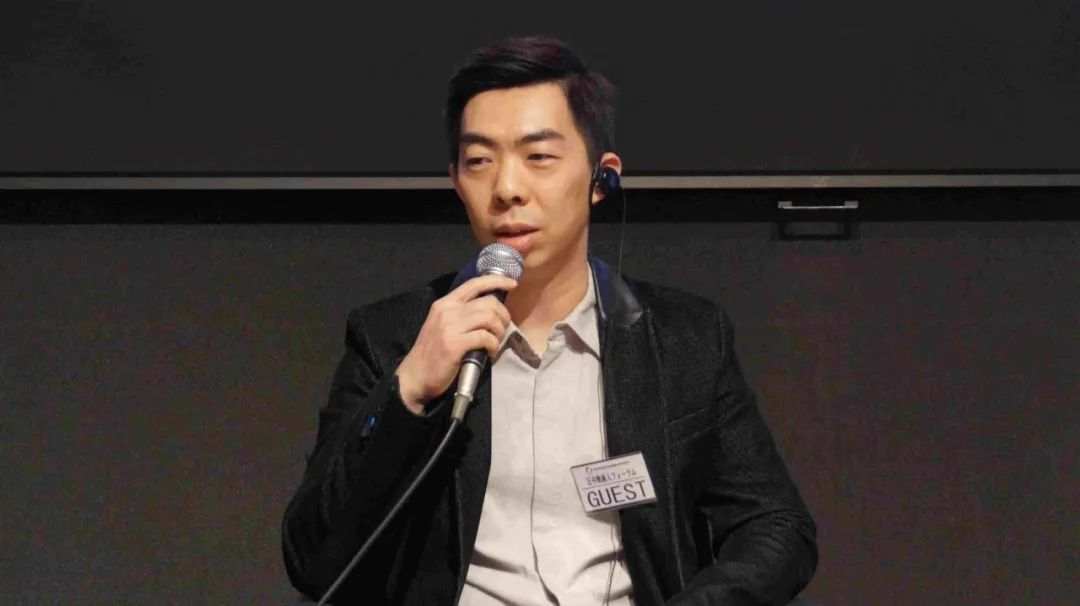 在路阳的镜头中,传统武侠似乎焕发了别样的魅力.